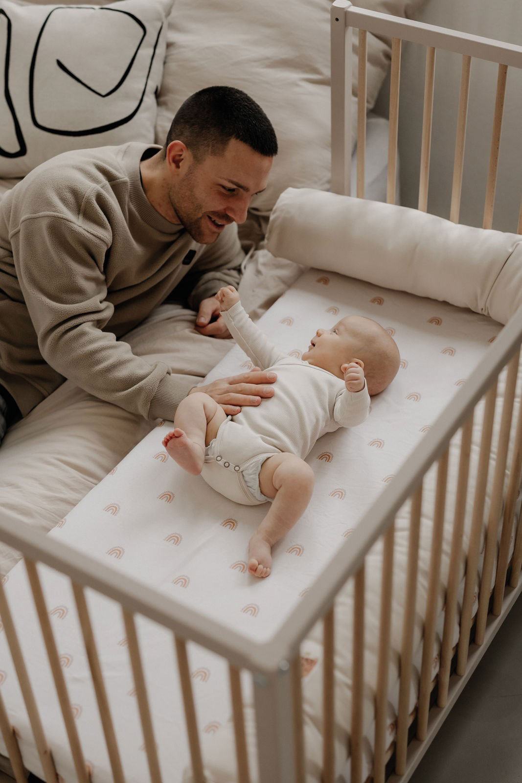 Babybett von Sämann: Marken müssen für Eltern sichtbar sein.